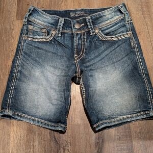 Silver Suki Surplus Jean Shorts Women's 25 Waist